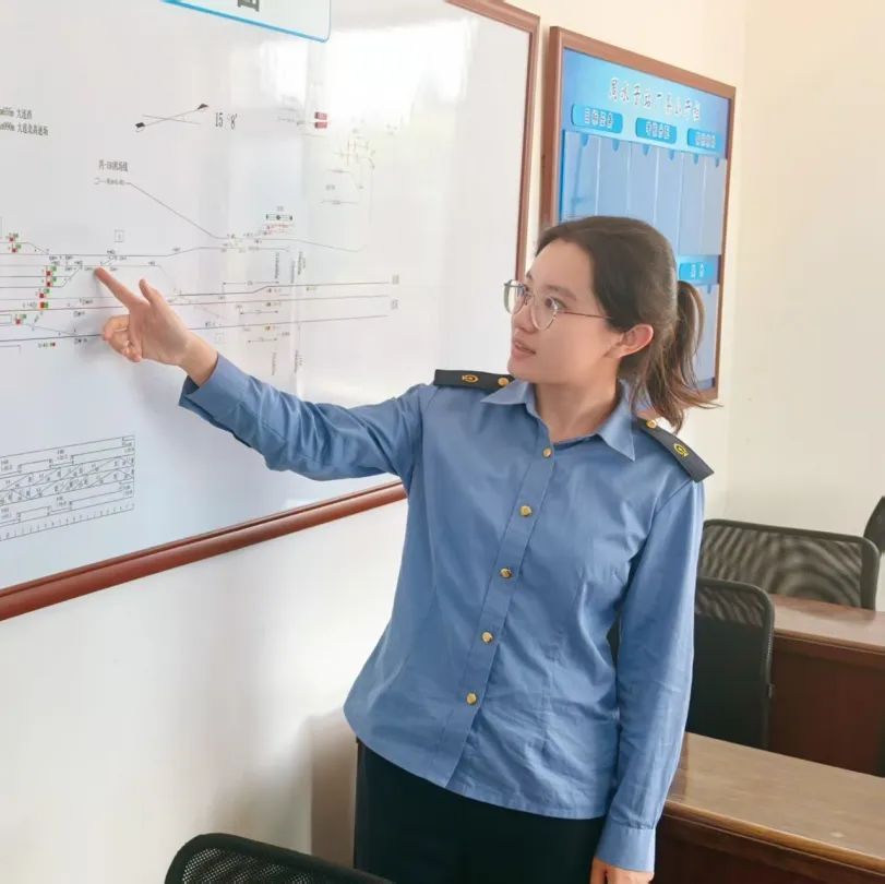 想来铁路工作吗？“学长学姐”支招了！