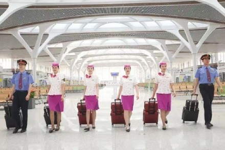 首发阵容亮相!渝厦高铁重庆东至黔江段明日开通 首发阵容亮相!渝厦高铁重庆东至黔江段明日开通