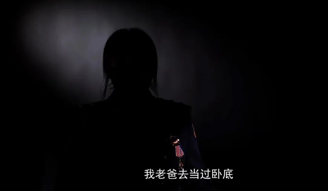 代号“冰峰”，光荣退休！缉毒43年，破案2000多起抓获3000多人，缴获毒品1.96吨！