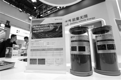 固态电池研发面临多重技术考验