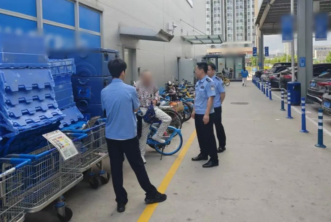 事发长春某大型超市,民警提醒 事发长春某大型超市,民警提醒