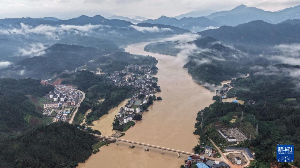 新华全媒+丨广西三江:积极开展灾后恢复工作 新华全媒+丨广西三江:积极开展灾后恢复工作