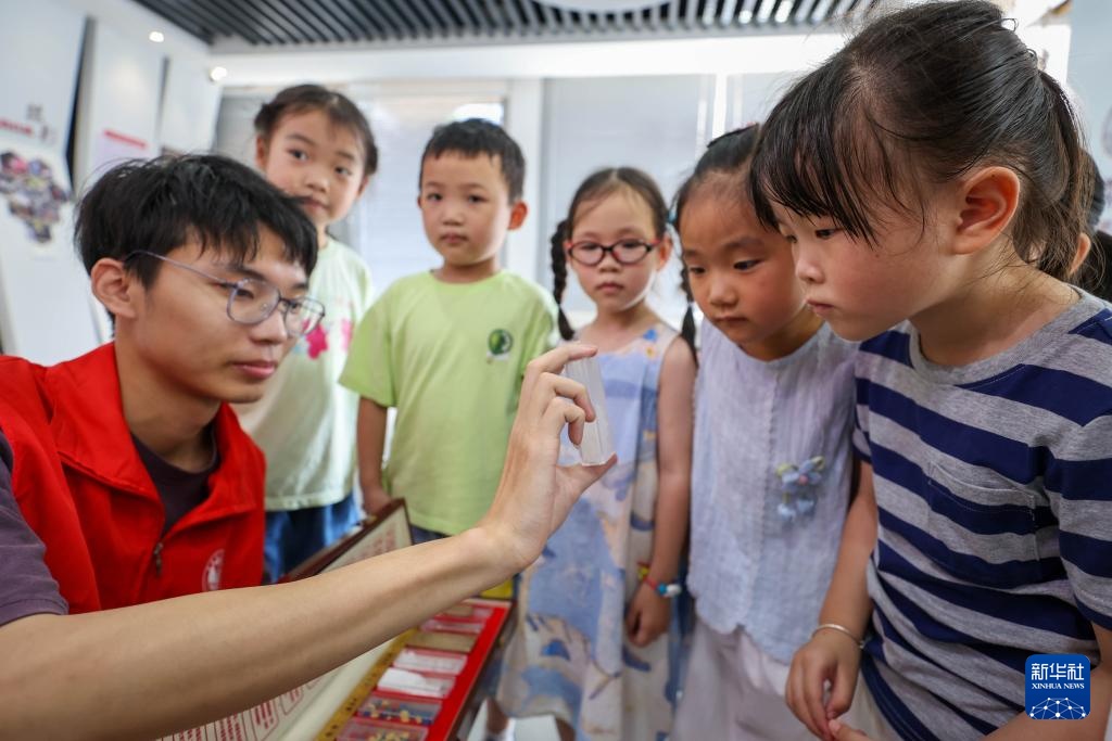 国际禁毒日:健康人生 绿色无毒 国际禁毒日:健康人生 绿色无毒