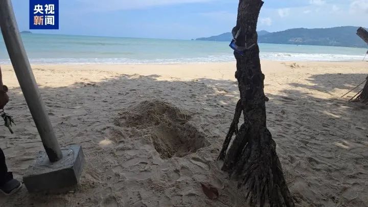 泰国普吉岛发现多个可疑爆炸装置,警方逮捕一名男子,承认伙同他人放置4枚炸弹 泰国普吉岛发现多个可疑爆炸装置,警方逮捕一名男子,承认伙同他人放置4枚炸弹