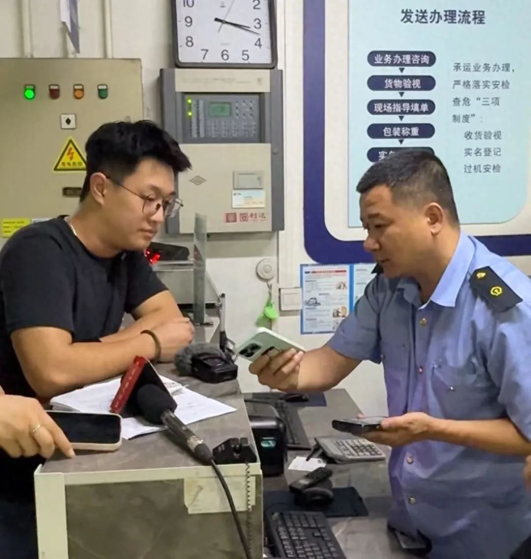 38趟动车组！“毛孩子”能坐的高铁线路加加加