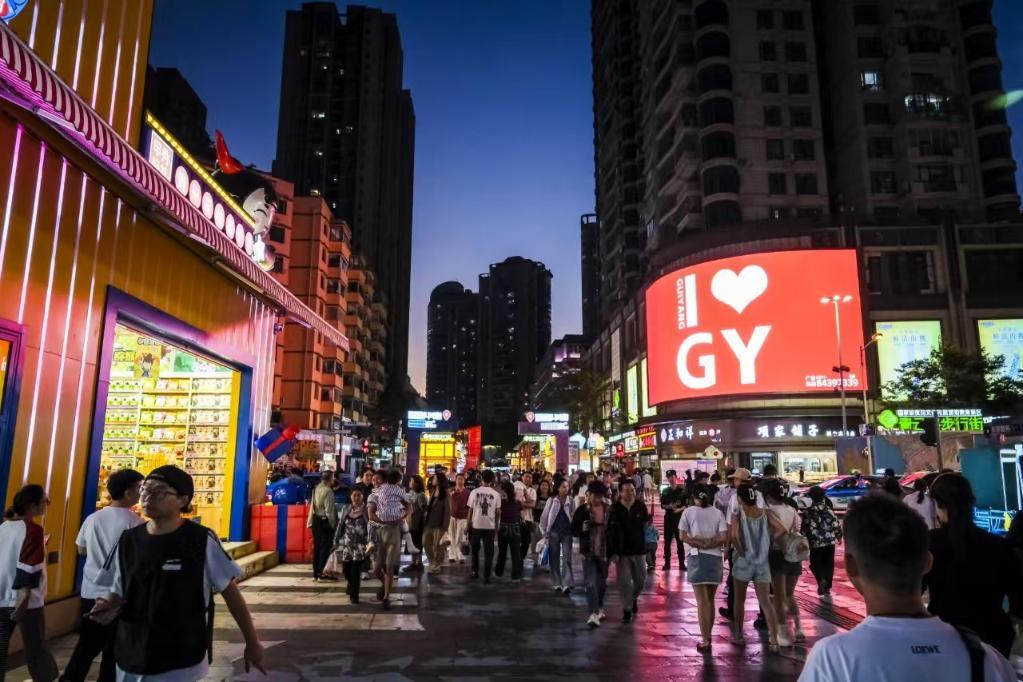 带活“避暑经济”，这些地方有“妙招”