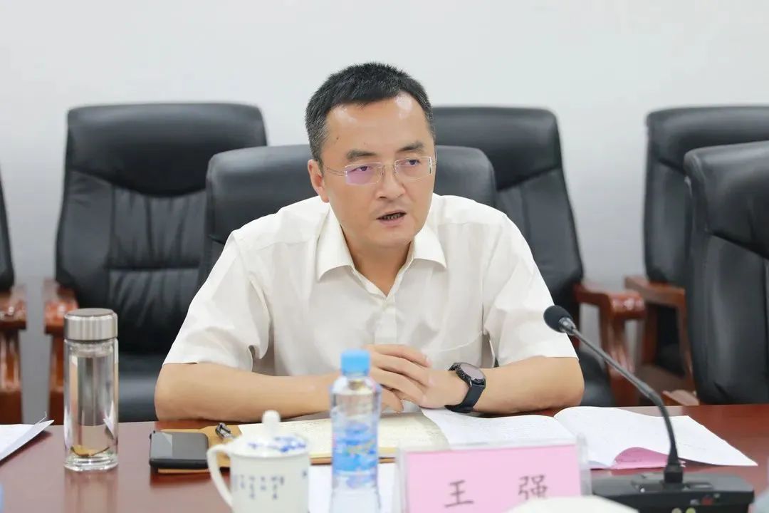 落马副市长收了近百万元高档烟酒，竟称不是受贿