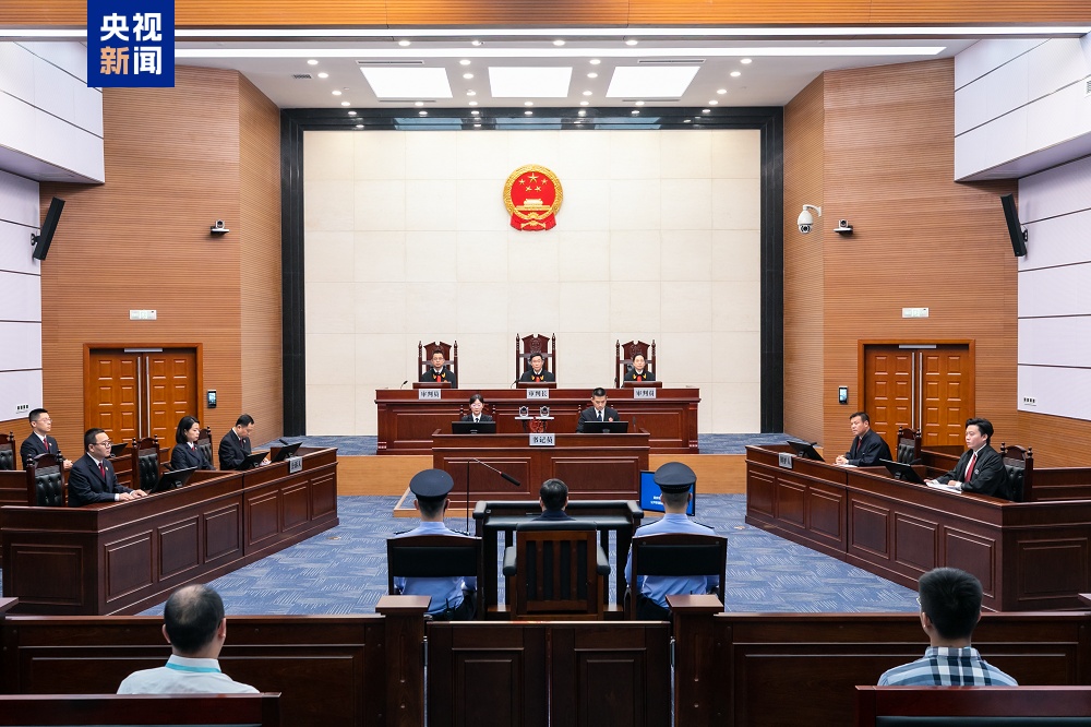 云南省政府原党组成员、副省长张祖林一审被判无期 云南省政府原党组成员、副省长张祖林一审被判无期