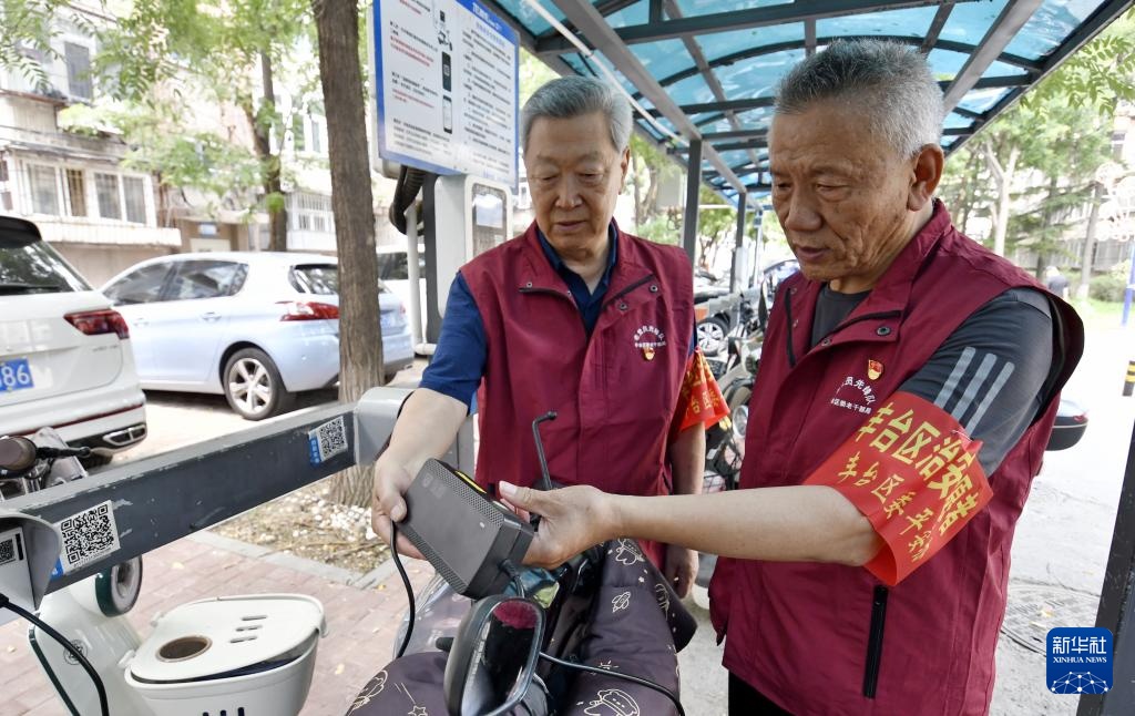 银发老党员成为社区治理先锋队 银发老党员成为社区治理先锋队