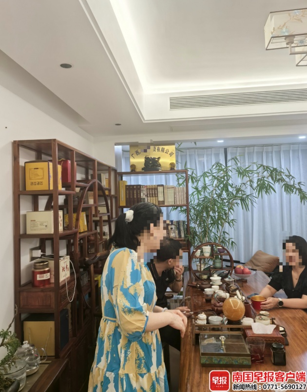 楼上业主疑将住宅改私人会所，邻居不堪噪声扰民多次报警，多方回应