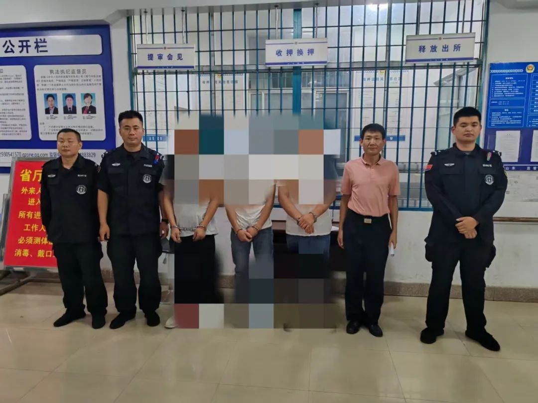 “李司令”自称有军校“内部名额”？警方：李某被逮捕