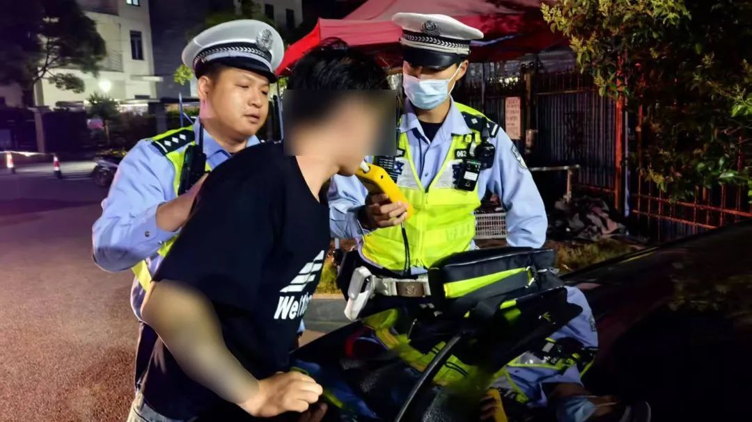 一辆车,一对情侣,一场醉驾,两份罚单!代价沉重! 一辆车,一对情侣,一场醉驾,两份罚单!代价沉重!