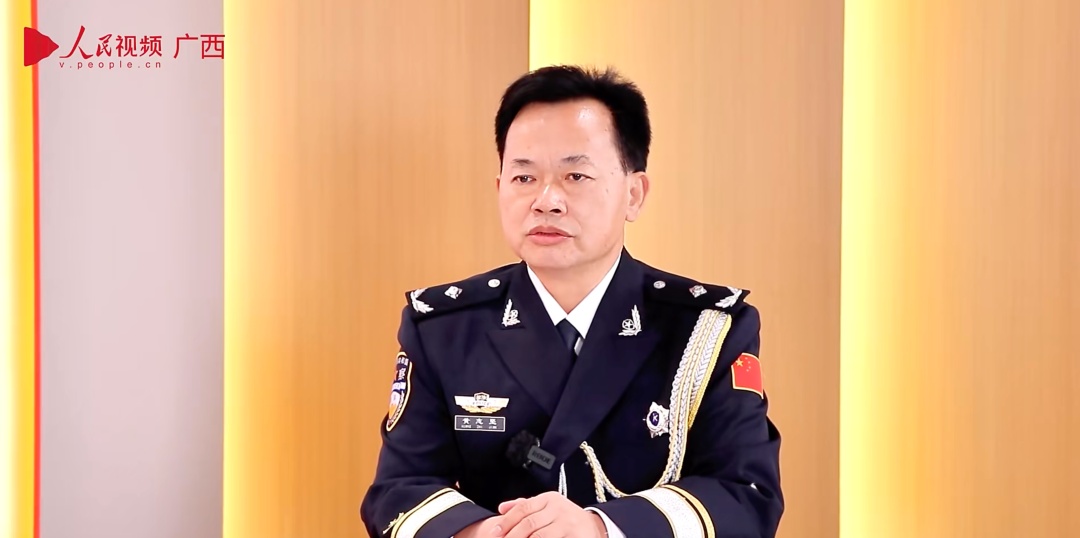 一监狱党委书记、监狱长、一级高级警长,主动投案 一监狱党委书记、监狱长、一级高级警长,主动投案