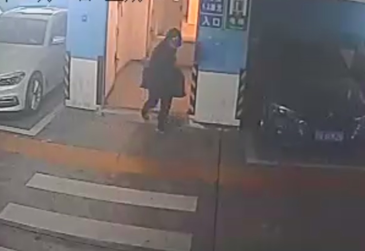 好一套连环计!这俩可真够“刑”的! 好一套连环计!这俩可真够“刑”的!