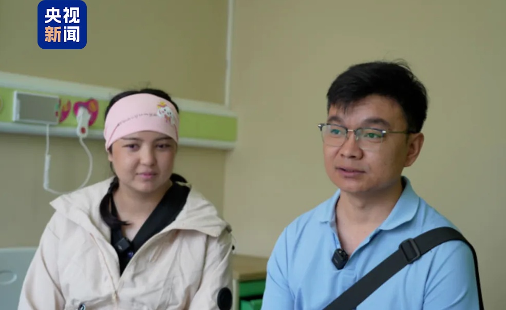 “小吉德,等你长大了,一定要去深圳!” “小吉德,等你长大了,一定要去深圳!”