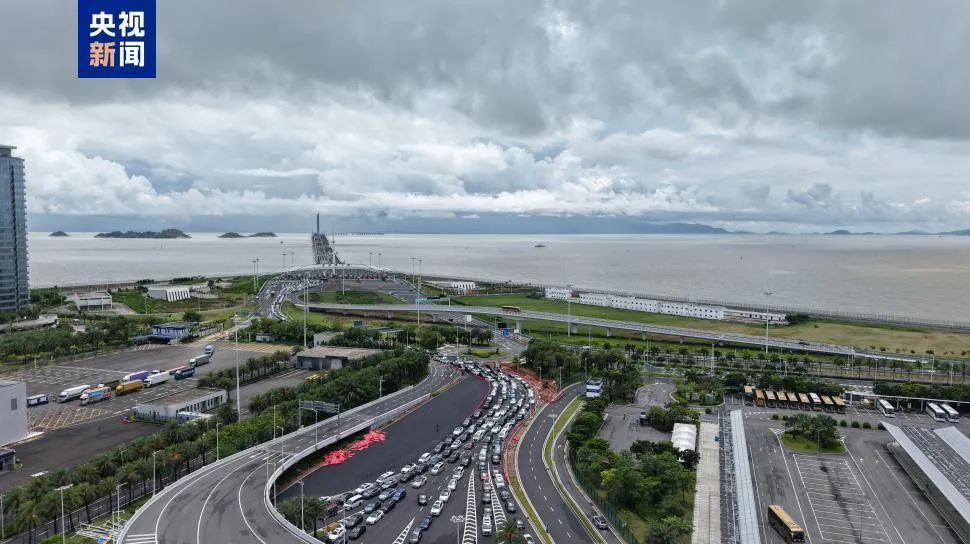“港车北上”今年已突破100万辆次，创历史最快纪录