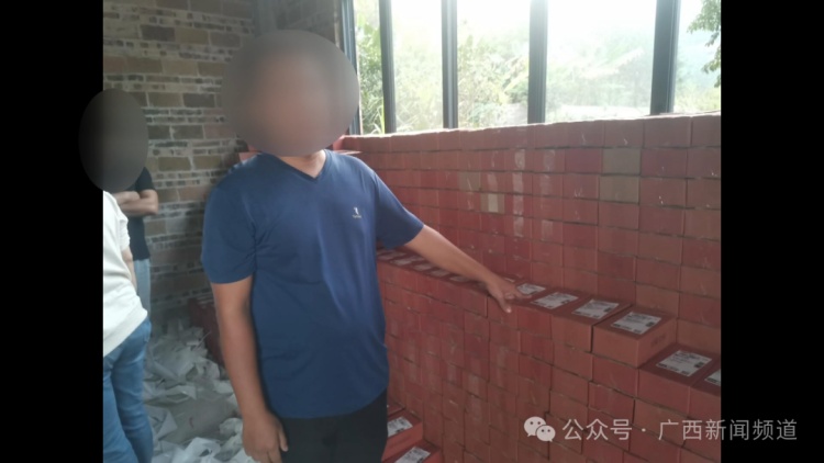 你有收到过暗藏刮奖卡“幽灵快递”吗？女子扫码被骗4万！起底境外黑产链