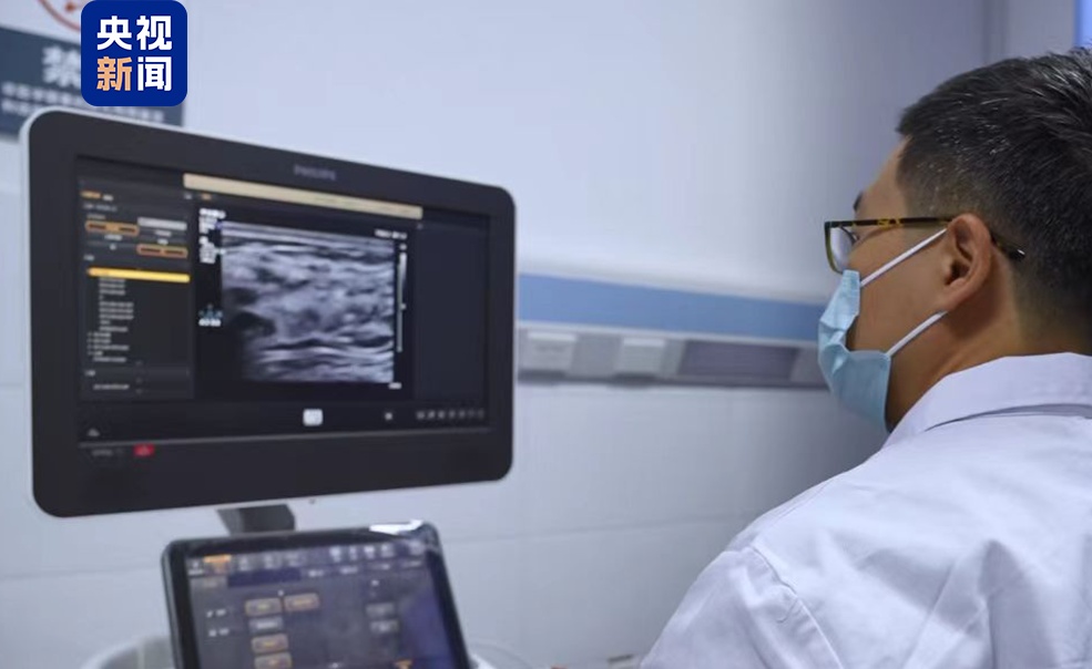 “小吉德,等你长大了,一定要去深圳!” “小吉德,等你长大了,一定要去深圳!”