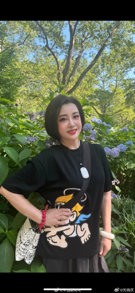刘晓庆辟谣去世传闻 刘晓庆辟谣去世传闻