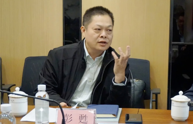 广东一地市政府原副秘书长被“双开”