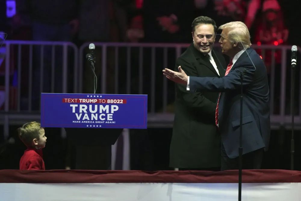 马斯克再批“大而美”法案 特朗普：马斯克有点“丧”