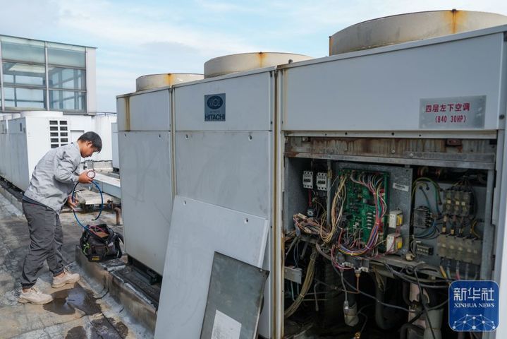 “苏超”凡人哥——空调维修工许俊杰的足球梦