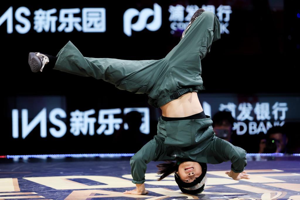 郭朴夺得霹雳舞亚锦赛冠军