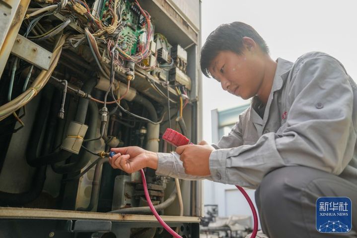 “苏超”凡人哥——空调维修工许俊杰的足球梦