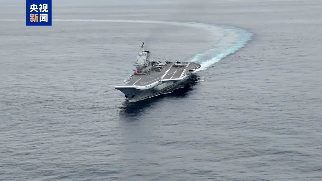 海军双航母编队圆满完成远海实战化训练! 海军双航母编队圆满完成远海实战化训练!