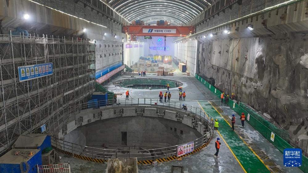 金沙江上游叶巴滩水电站全面进入机电安装阶段