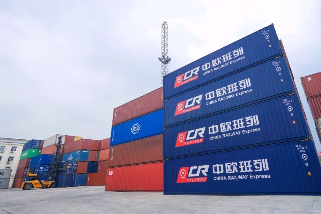 2025年铁路暑运,今日启动! 2025年铁路暑运,今日启动!