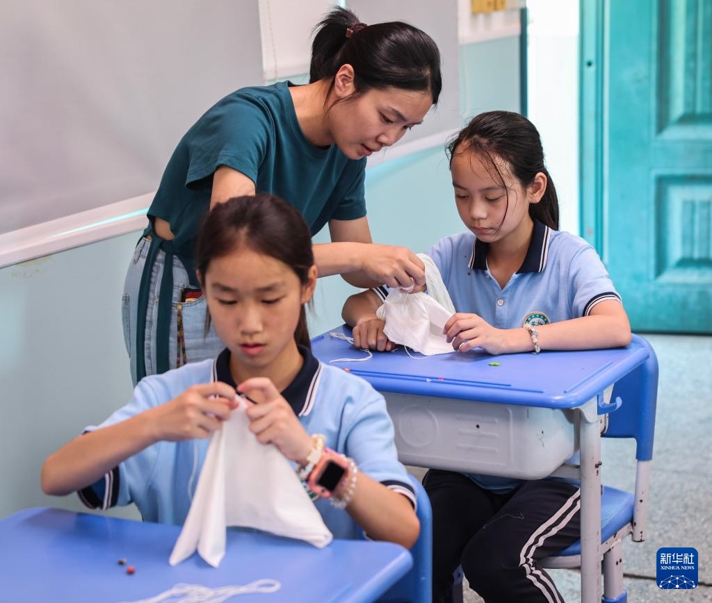 浙江诸暨:山村学校开启暑期夏令营 浙江诸暨:山村学校开启暑期夏令营