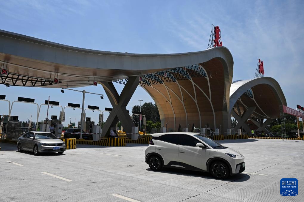 新华全媒+丨“八百里皖江第一隧”建成通车 新华全媒+丨“八百里皖江第一隧”建成通车