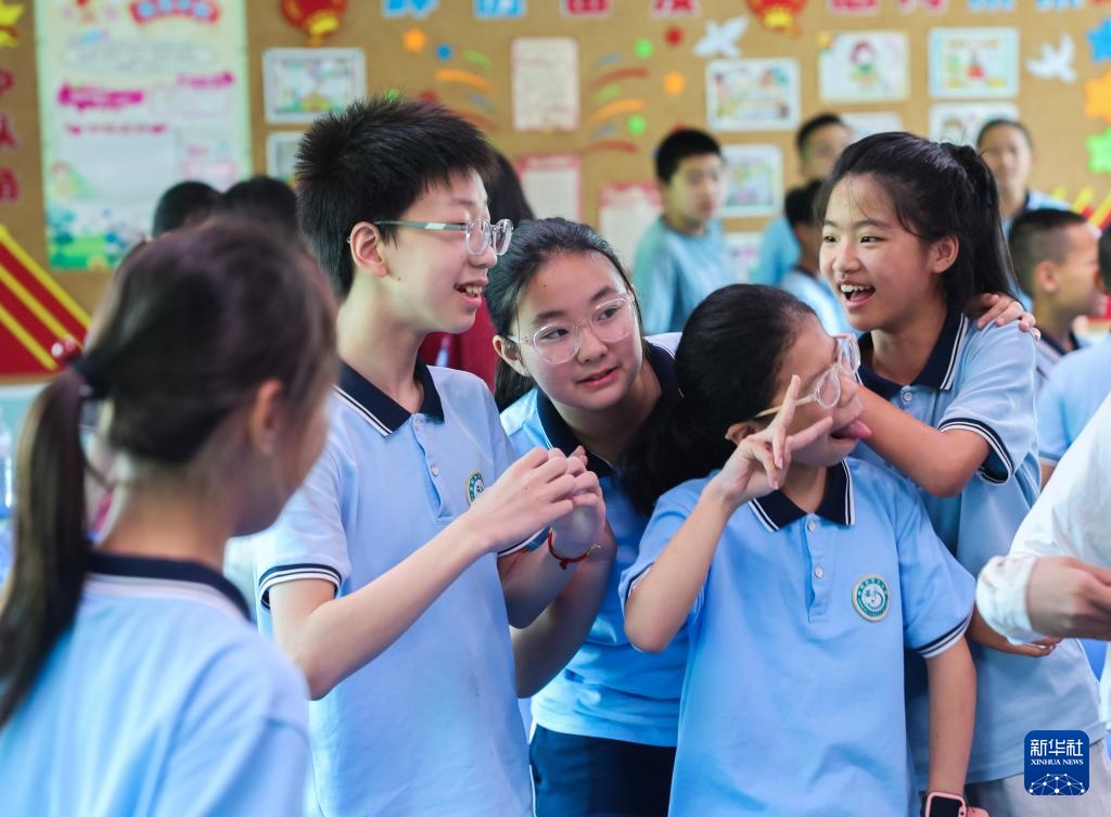 浙江诸暨:山村学校开启暑期夏令营 浙江诸暨:山村学校开启暑期夏令营