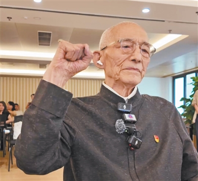 92岁游本昌:入党是新的开始 92岁游本昌:入党是新的开始