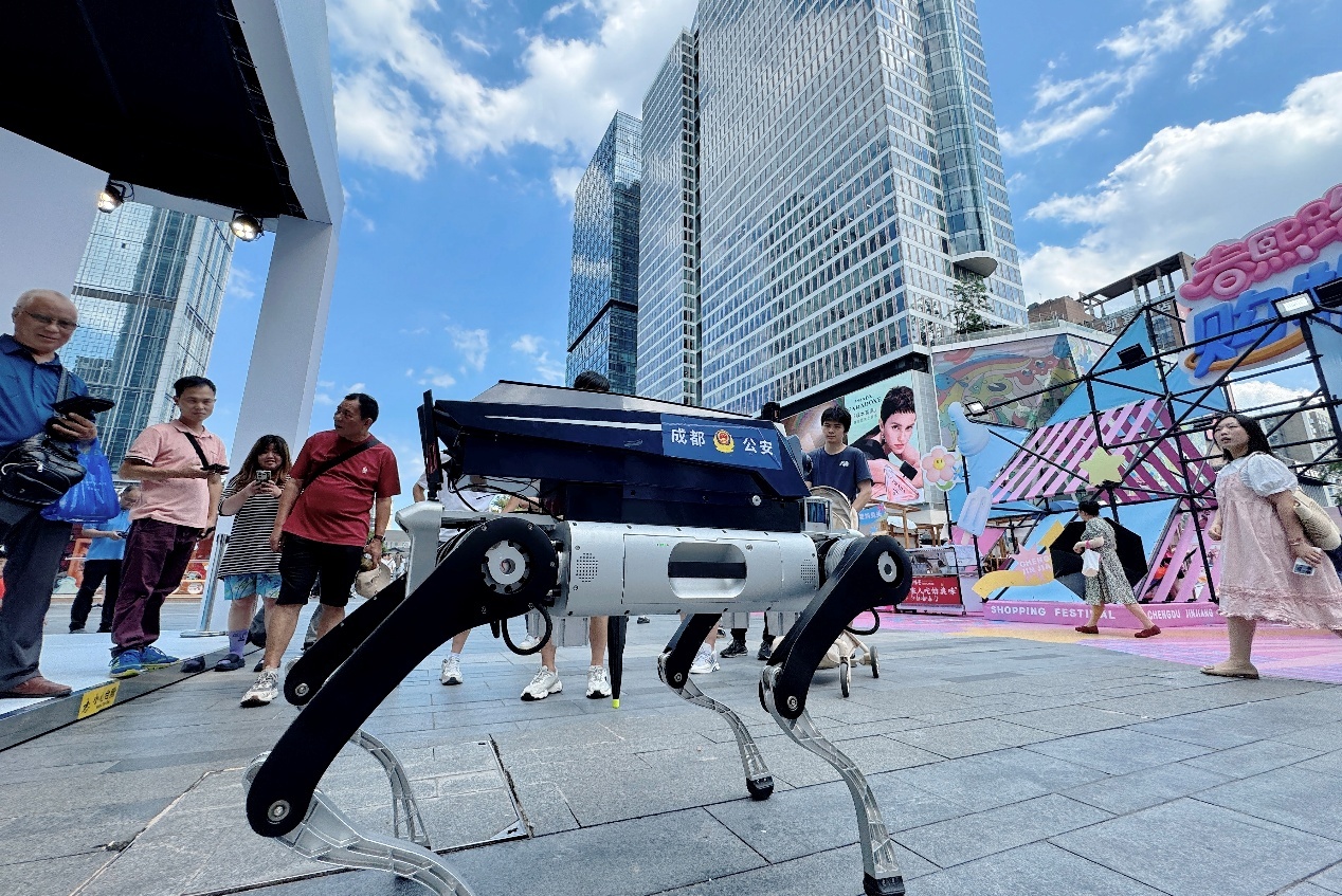 “首发春熙”系列主题活动启幕 贯通科技成果转化“最后一公里” “首发春熙”系列主题活动启幕 贯通科技成果转化“最后一公里”