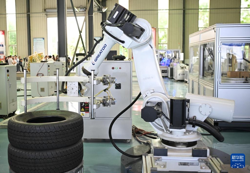 活力中国调研行|高端装备“广东造” 活力中国调研行|高端装备“广东造”