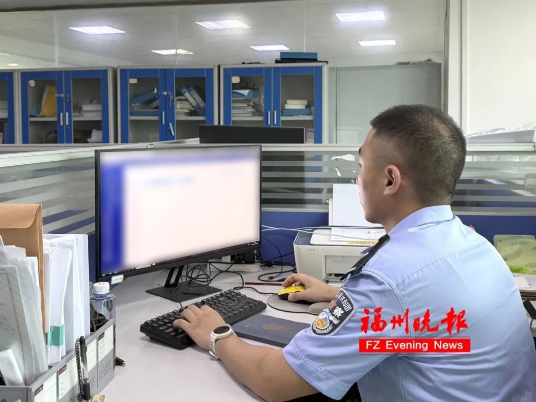 “连打17个电话都没人接!”福州民警:先拦住62万! “连打17个电话都没人接!”福州民警:先拦住62万!