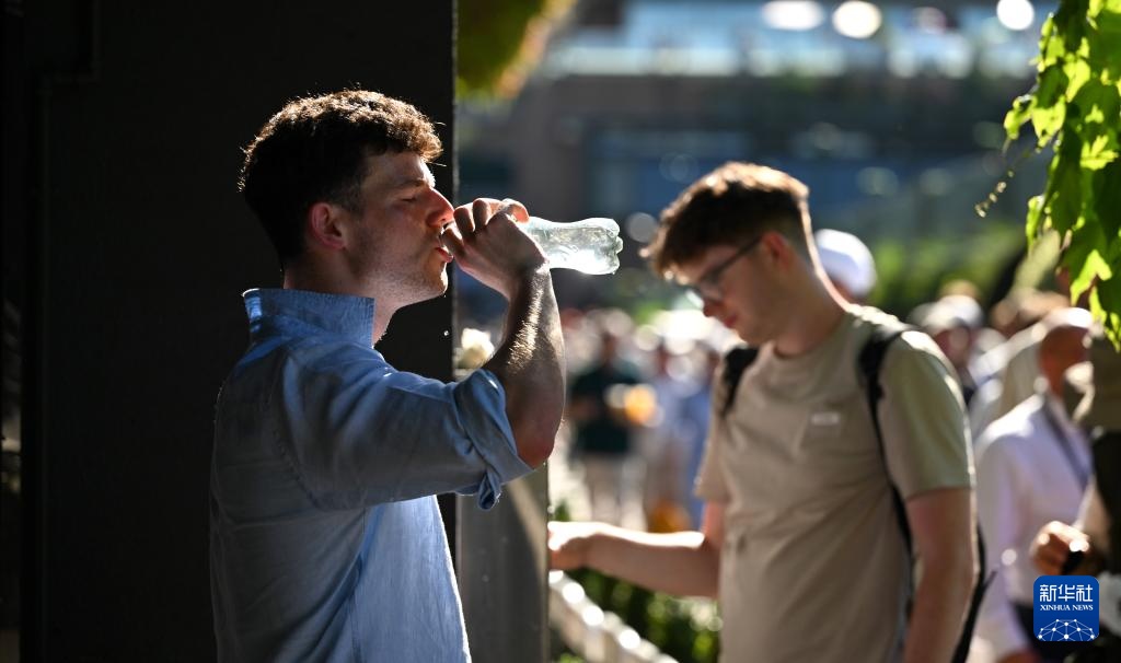 高温下的温布尔登 高温下的温布尔登