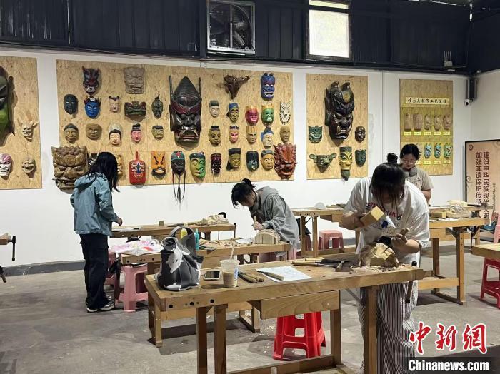 千年傩面有了“新面孔”