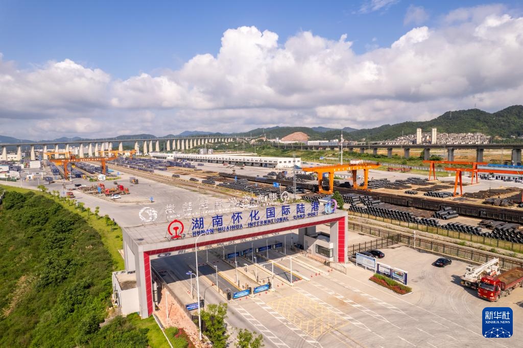 中国之城丨湖南怀化:山水相遇造就的城市明珠 中国之城丨湖南怀化:山水相遇造就的城市明珠