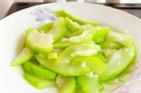 提醒!这种夏日常吃的瓜,一旦发苦立刻扔! 提醒!这种夏日常吃的瓜,一旦发苦立刻扔!