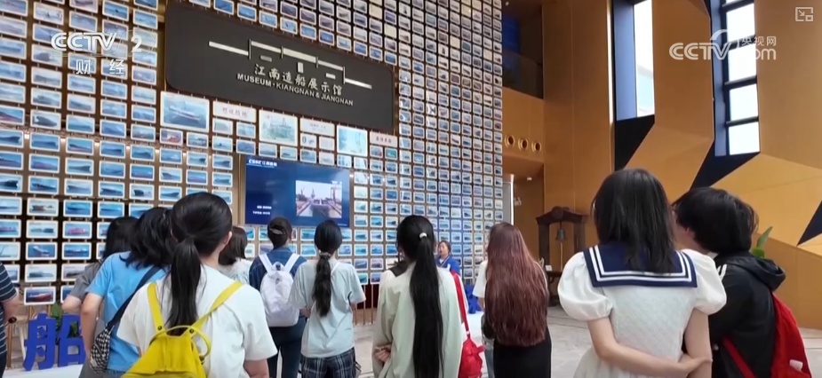 工业美学“硬核气质”出圈释放文旅新空间 全新体验激活消费活力 工业美学“硬核气质”出圈释放文旅新空间 全新体验激活消费活力