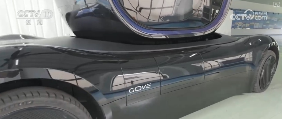 “空中疆域”化身新质生产力“试验场” 低空经济“飞入”千行百业“翱翔”出新机遇 “空中疆域”化身新质生产力“试验场” 低空经济“飞入”千行百业“翱翔”出新机遇