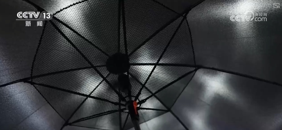 “巧思+科技”成亮点!从“小玩意儿”到“巨无霸”中国“降温神器”走俏海外 “巧思+科技”成亮点!从“小玩意儿”到“巨无霸”中国“降温神器”走俏海外