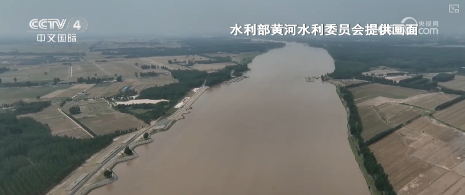 争分夺秒!各地各部门全力抢险救援 保障群众生命安全 争分夺秒!各地各部门全力抢险救援 保障群众生命安全