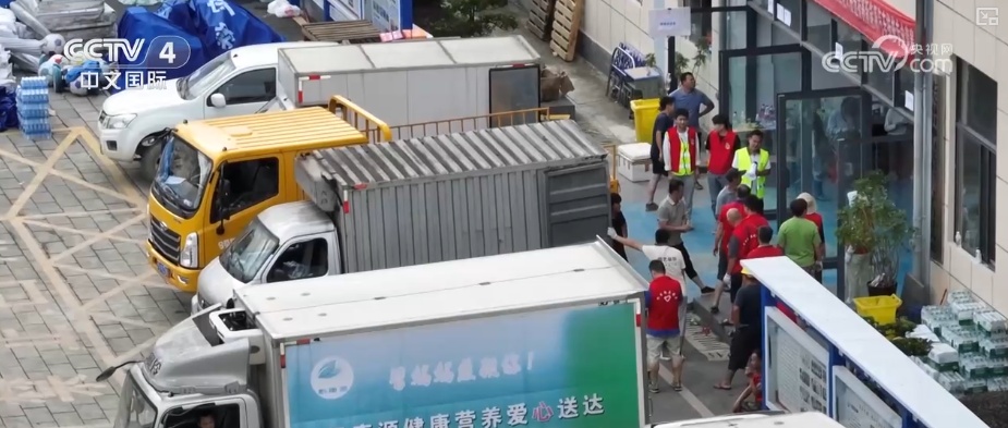 人心为坝,可抵万难,这就是“中国式团结”! 人心为坝,可抵万难,这就是“中国式团结”!