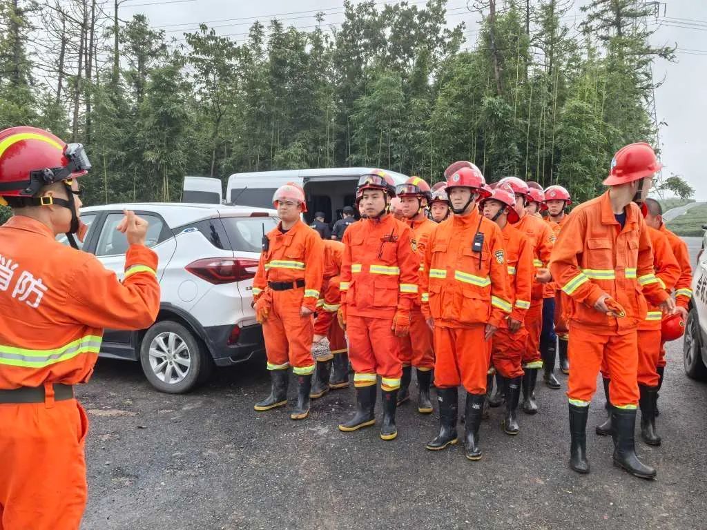 离谱!男子“失联”后暴走6天,只为忘了前女友 离谱!男子“失联”后暴走6天,只为忘了前女友