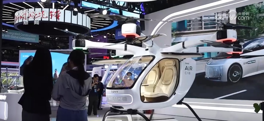 自动驾驶、智慧港口、智能航运……交通运输新装备新技术向“智”向“新” 自动驾驶、智慧港口、智能航运……交通运输新装备新技术向“智”向“新”