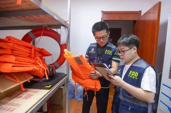 天津预警升级!可能有雹灾!多处交通中断! 天津预警升级!可能有雹灾!多处交通中断!